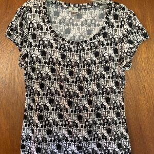 Worthington Black & White Geometric Scoop Neck Tee